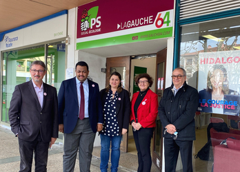 Les soutiens politiques d'Anne Hidalgo au Pays Basque. De gauche à droite, Christophe Martin, Joé Mendes, Sandrine Derville, Colette Capdevielle et Bernard Marti