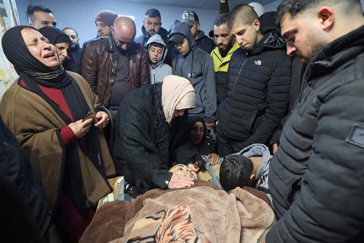 Cuerpo sin vida de uno de los jóvenes muertos en Cisjordania.