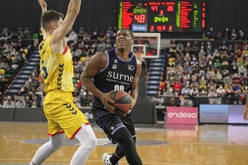 Damien Inglis, en el duelo de Miribilla ante Andorra.