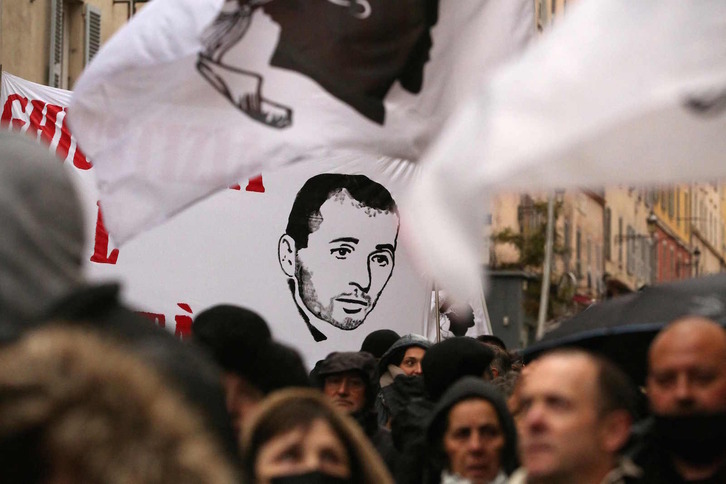 Retrato de Yvan Colonna en una protesta en Corsica. 