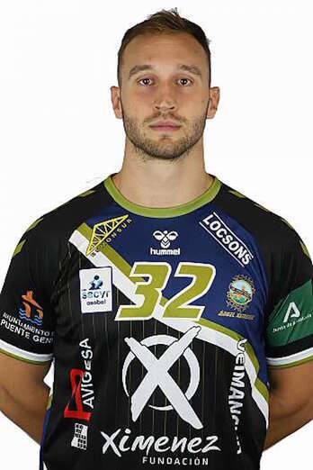 Mitic se compromete para la próxima campaña y otra más opcional.