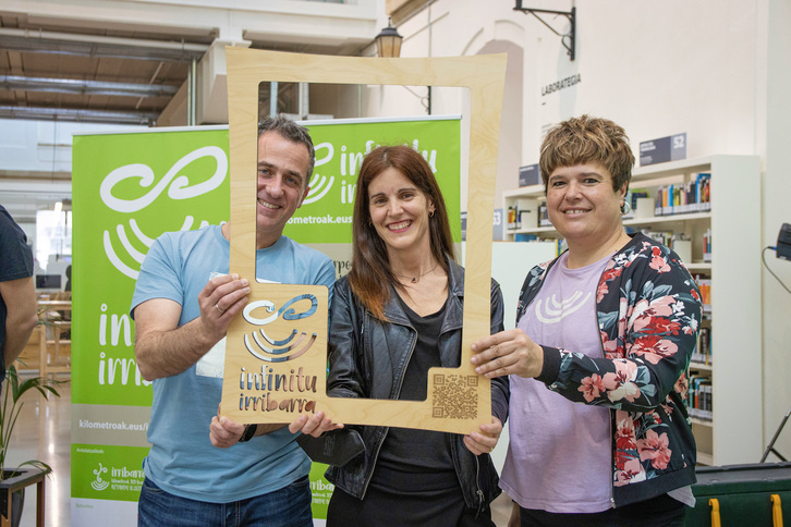 ‘Infinitu irribarra’ ekimenaren aurkezpena, Donostiako Tabakaleran.