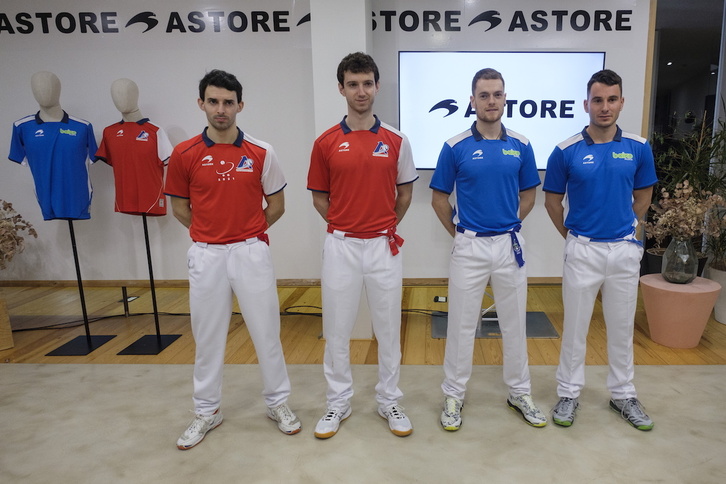 Binakako lau finalistak aritu dira modelo lanetan.