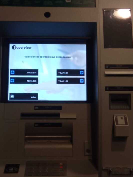 Cajero en «modo supervisor» que originó el incidente. 