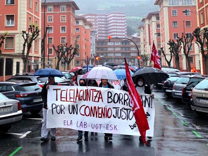 Manifestaciós de la plantilla del servicio de teleasistencia BetiOn.