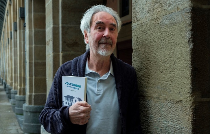 Joxean Agirre idazlea, ostegun honetan Donostian.