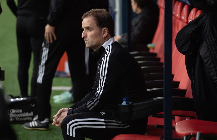 Jagoba Arrasate en un partido en El Sadar.