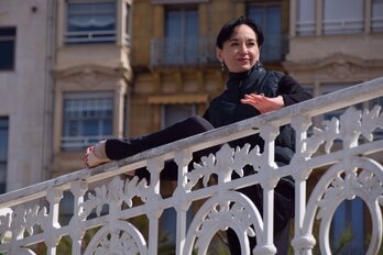 Kontxako barandaren dantzan hartu du parte Lucia Lacarra dantzariak.