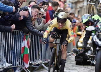 Primoz Roglic ha confirmado su favoritismo en la crono de Hondarribia.