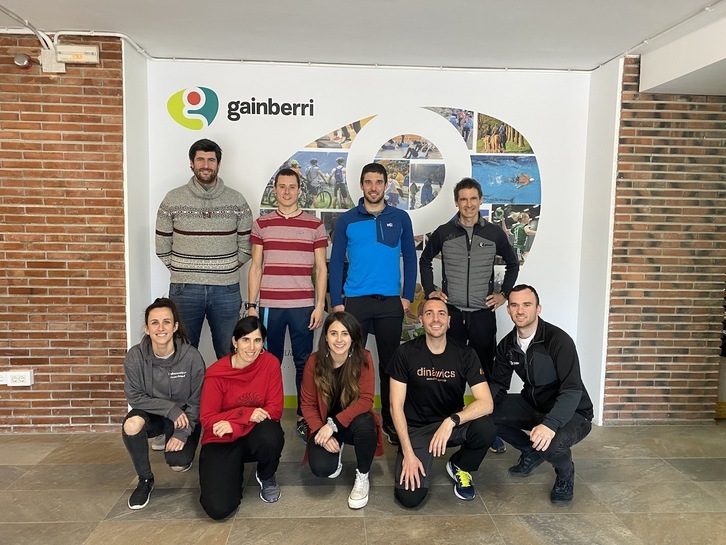 Gainberri Kirol Heziketa eskolako taldea.    