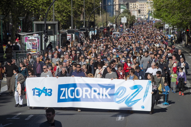 Manifestación en Donostia para denunciar la sentencia del sumario 13/13. 