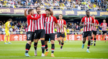 Raúl García celebra el gol anotado ante el Villarral.