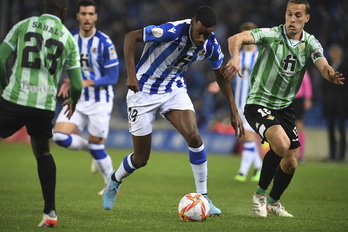 Isak, en acción en la Copa ante el Betis, volverá a ser el encargado de lanzar un penalti si está en el campo.