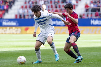 El Alavés recibe al Rayo tras una dura derrota frente a Osasuna.