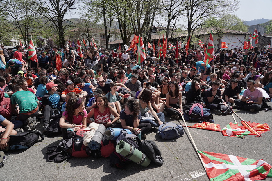 Aldarriz bete dute Baztan arana gazte independentistek.