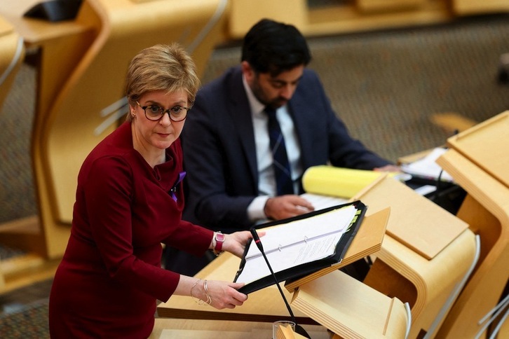 El SNP de Sturgeon y los Verdes tienen un sólido acuerdo parlamentario y de gobierno 