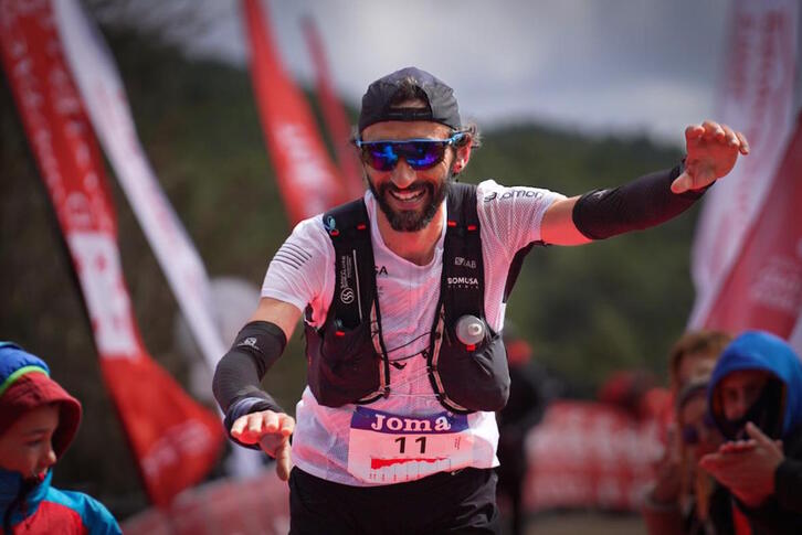 Aritz Egea urretxuarra Penyagolosako helmugara iristean.