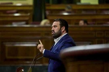  El diputado Jon Iñarritu está entre los firmantes de la carta a Meritxell Batet.