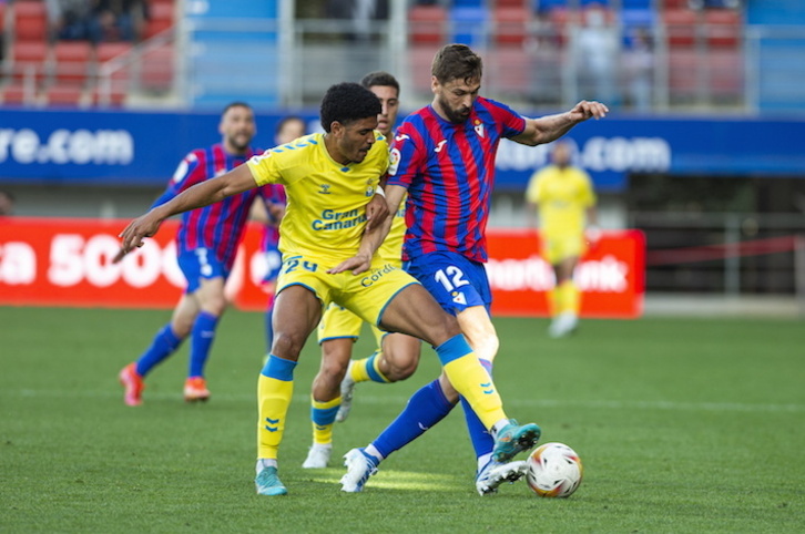 El Eibar disputará tres de sus cinco partidos en Ipurua, incluyendo la visita de un Valladolid al que aventaja en dos puntos.