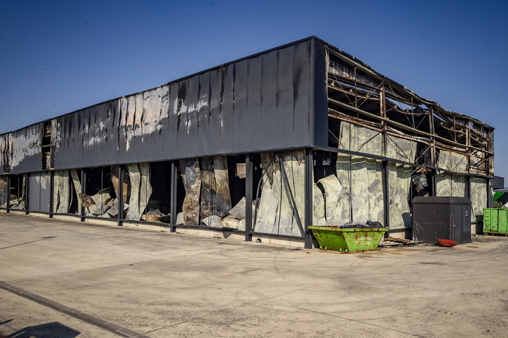 Así quedó la quesería Aldanondo de Agurain tras el incendio en agosto de 2018.
