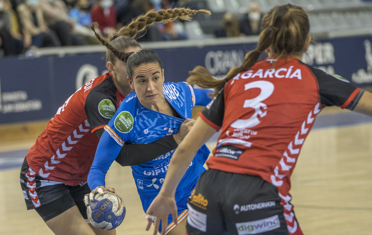 Esther Arrojeria, Zuazoren aurkako Liga partida batean.