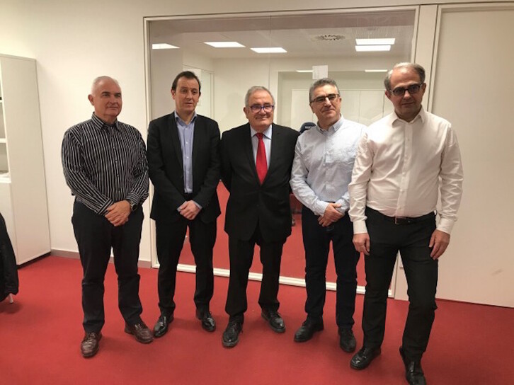 Tres de los cuatro integrantes de esta imagen –primera reunión de la CCE en noviembre de 2019– han dimitido.