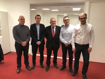 Tres de los cuatro integrantes de esta imagen –primera reunión de la CCE en noviembre de 2019– han dimitido. 