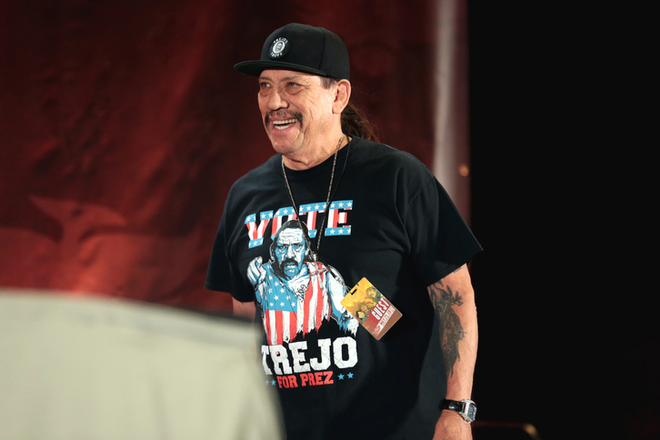 El actor Danny Trejo repasa su vida en esta entrevista.