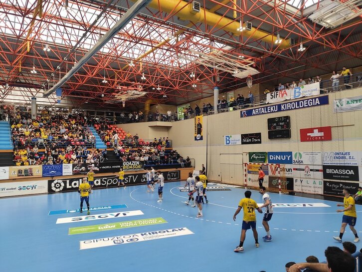 Artaleku colgó el cartel de 'no hay entradas' en la víspera del partido.