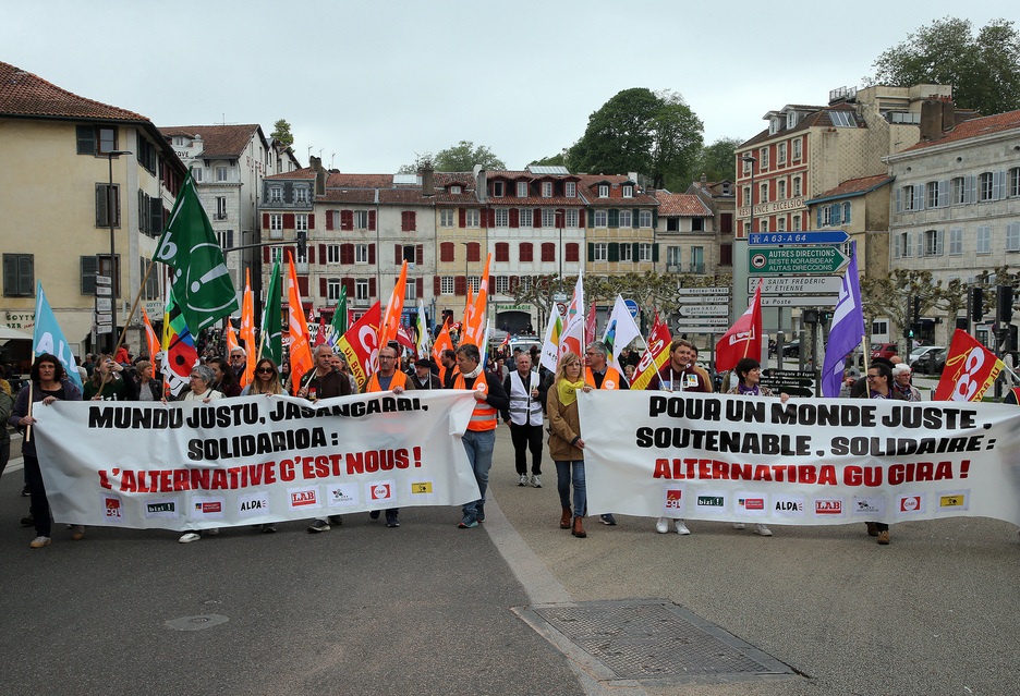 Sindikatuek deialdi bateratua egin dute Baionan.