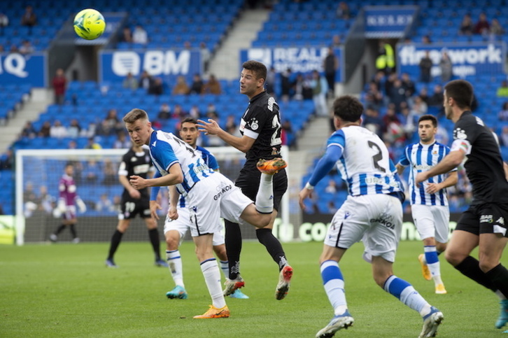 Tras imponerse al Amorebieta, el Sanse busca enlazar otro triunfo que le acerque a la permanencia.