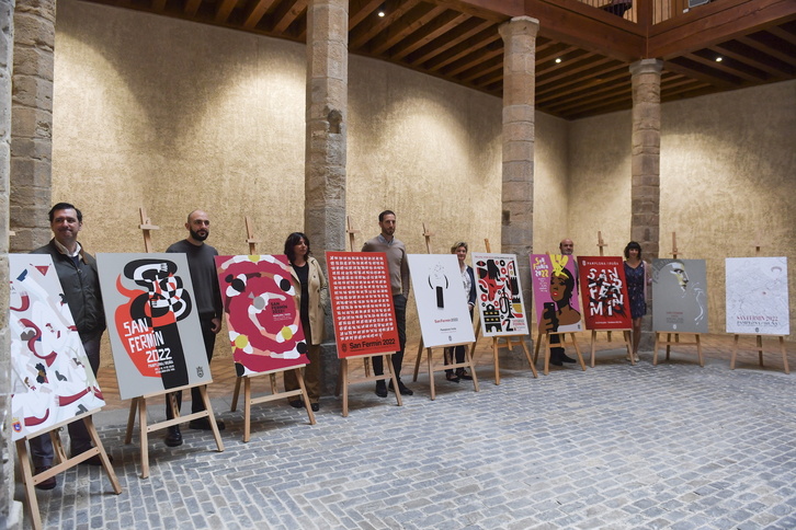 Rueda de prensa en la que se presentaron los carteles finalistas.