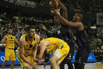 Georgi Shermadini y Bruno Fitipando volverán a Miribilla, para la Final Four de la BCL.