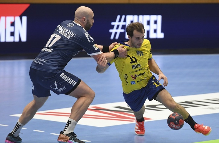 Kauldi Odriozola en el partido de la EHF European League ante el GOG.