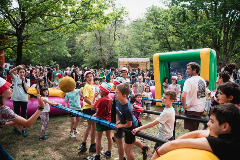 Haurrentzako ekintza desberdinak antolatu dituzte. Haurrentzako ekintza desberdinak antolatu dituzte.