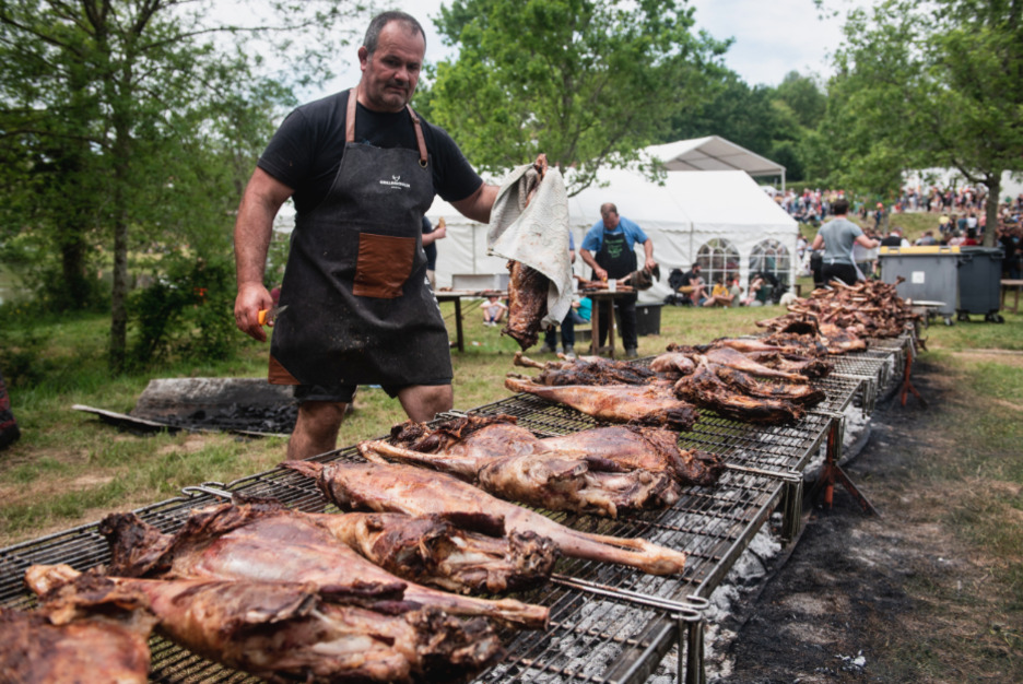Ziriko-jana prestatzen. Ziriko-jana prestatzen.