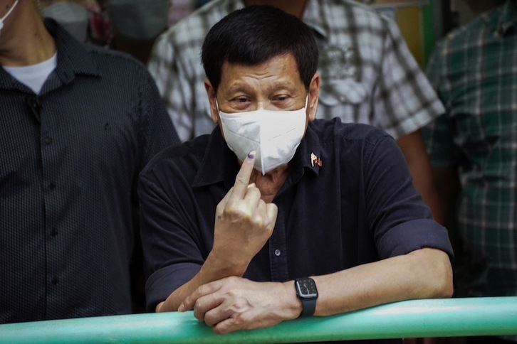 El presidente saliente, Rodrigo Duterte.