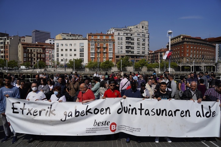 Homenaje de la plataforma BesteBi al fallecido