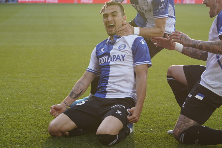Escalante ha marcado el gol del triunfo del Alavés.