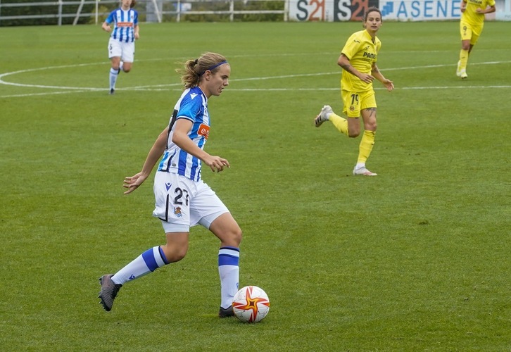 Mirari Uria, Vila-realen aurkako partidan, Realarekin lehen gola egin zuen deman.