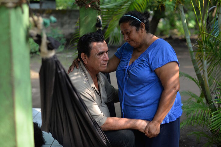 Luis Gómez y su esposa, Idalia Paz, aquí en su hogar en Chinandega, Nicaragua.