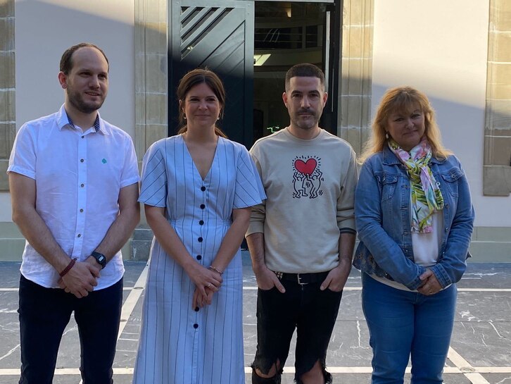 Representantes de PNV, EH Bildu, PSE, Elkarrekin Podemos-IU han leído la declaración conjunta.