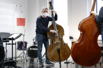 Imagen de una de las clases impartidas en el centro.