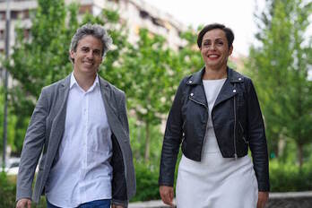 Unai Fernández de Betoño y Rocío Vitero encabezan la candidatura de EH Bildu a la alcaldía de Gasteiz.
