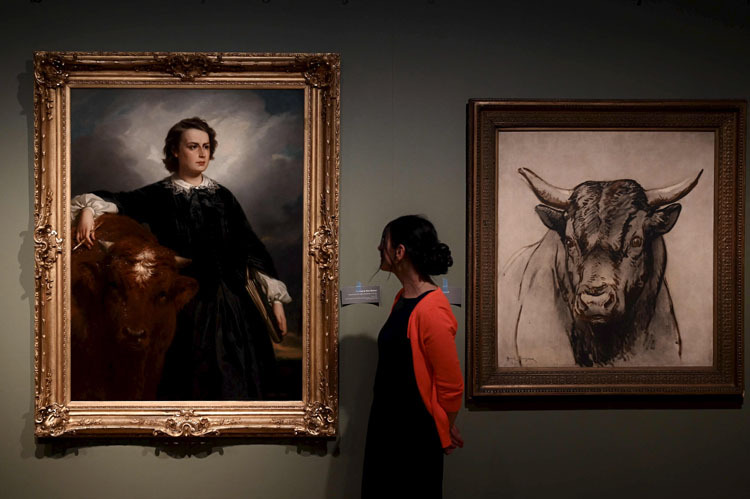 «Animaliak handitasunean» sailean bisitaria harritzea espero dute; bertan animaliei eskainitako koadro handiak ikus daitezke. Horien artean, “Lehoia etxean” (1881) eta “Basoko erregea” (1878).