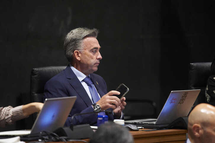 Miguel Bujanda, portavoz de Navarra Suma, única formación que se ha opuesto a la moratoria, que ha calificado de «modelo transnochado»