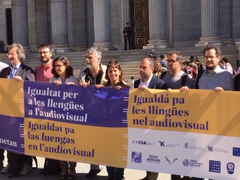 Protesta ante el Congreso con motivo de la Ley Audiovisual.