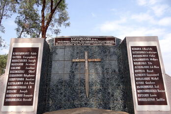 Memorial del Genocidio de Nyanza, cerca de la capital, Kigali.