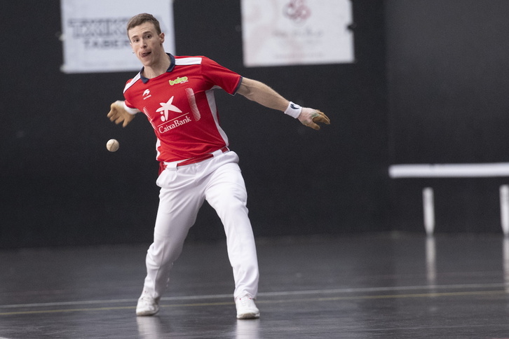 Iñaki Artolak partida borobila osatu du Esteribarren.