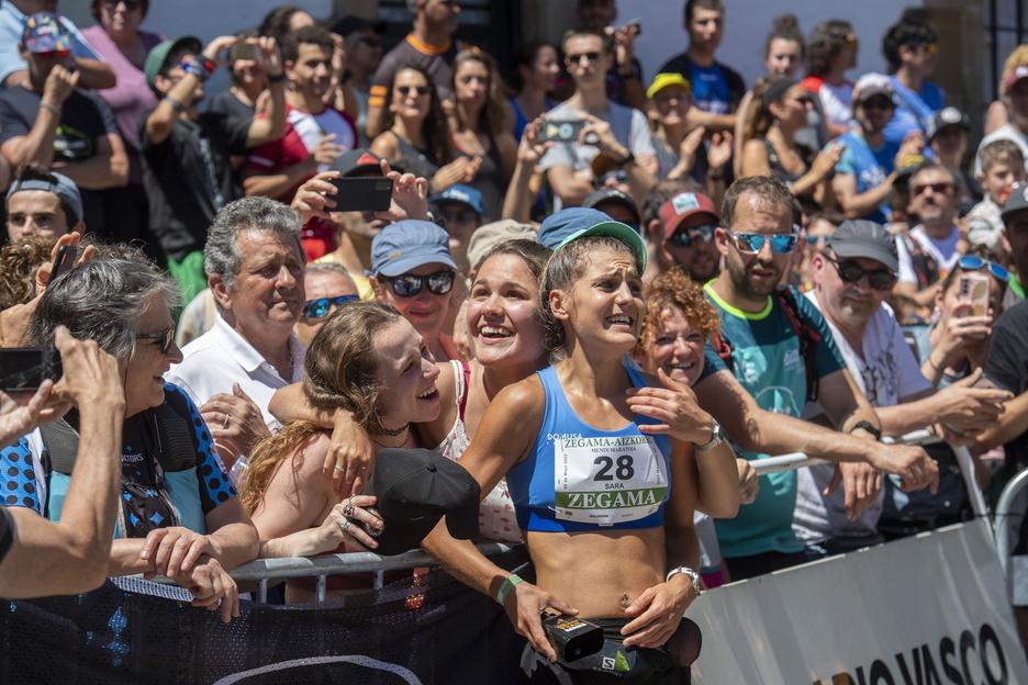 Sara Alonso donostiarra hirugarren helmugaratu zen, faborito asko atzean utzita. Sara Alonso donostiarra hirugarren helmugaratu zen, faborito asko atzean utzita.